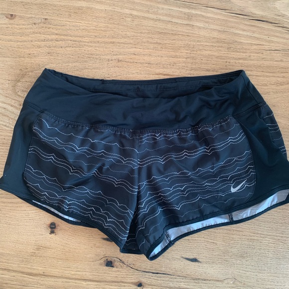 Nike Dri-fit Running Short Black Taupe Print Women’s M preloved - Picture 1 of 6